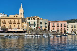 Marina Corta, Lipari, Äolische Inseln, Italien Mai 2022 Marina Corta, Lipari, Äolische Inseln, Italien Mai 2022