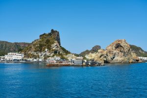 Hafen von Stromboli. Äolische Inseln. Italien Mai 2022