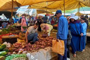 Ländlicher Markt in Hasiba, Marokko, Oktober 2024