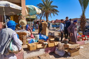 Markt an einer Überlandstraße im Süden, Marokko Oktober 2024