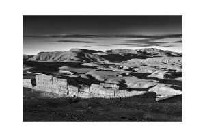 Blick von Kasbah Aït Benhaddou auf den hohen Atlas, Marokko Oktober 2024